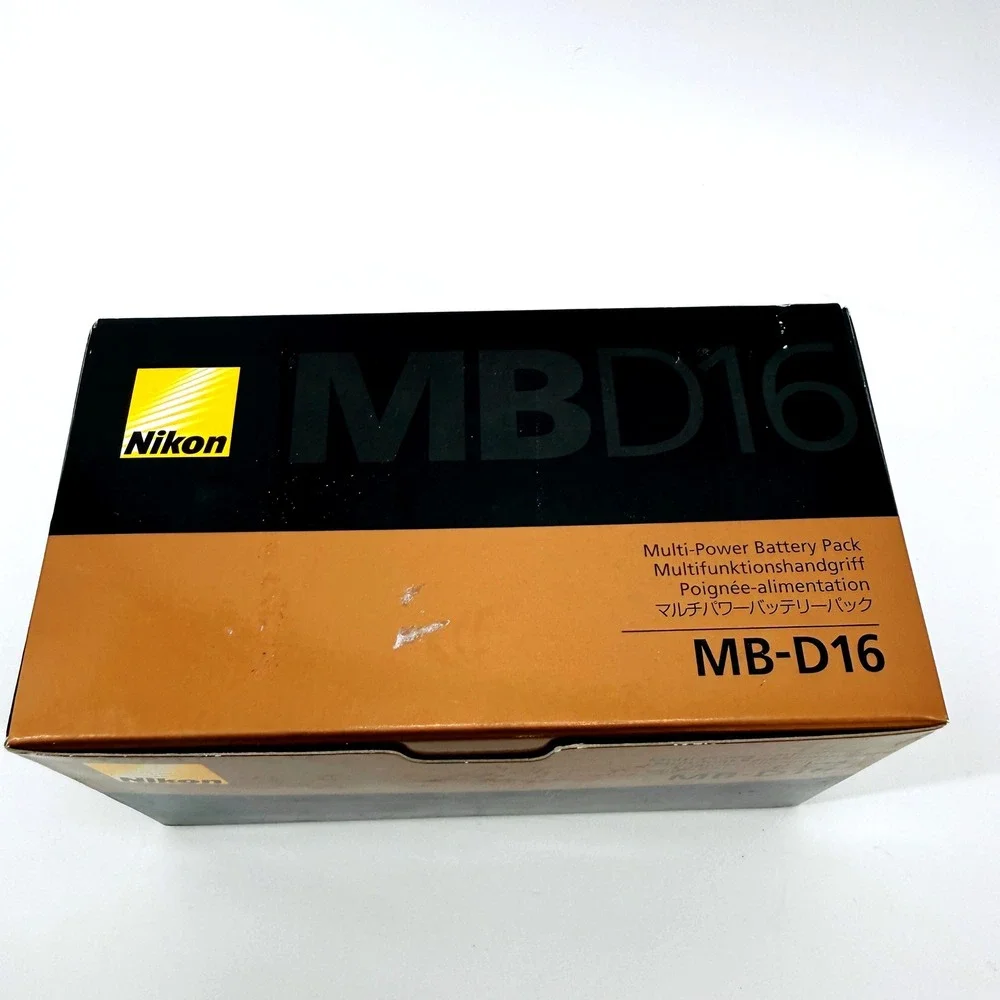 Nikon MB-D16 Multi Power Battery Pack for Nikon D750 Camera Photography NEW - Picture 2 of 9